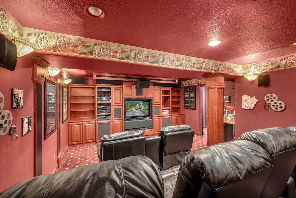 THEATER ROOM